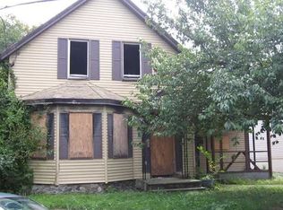 20 Mowry St, Manville, RI 02838