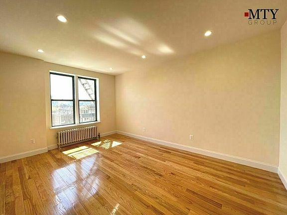 4th image of 32-06 29th St #6D