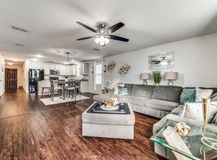 1836 Trace Dr, Aubrey, TX 76227