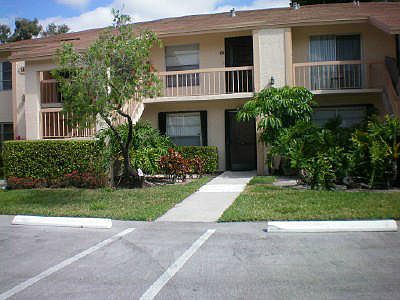 3rd image of 5620 Spindle Palm Ct APT D