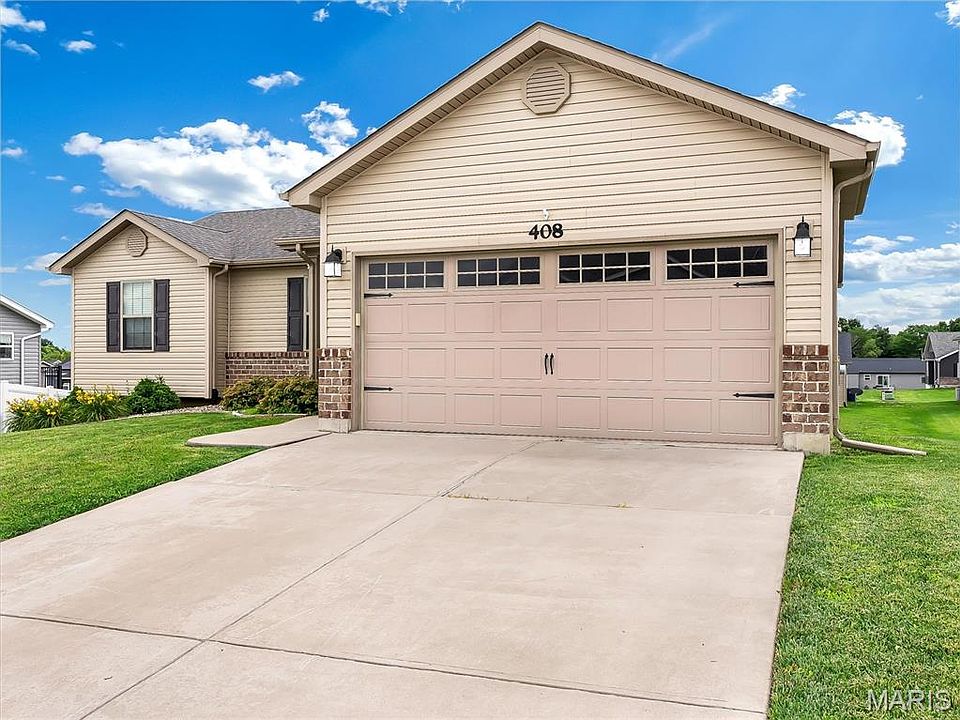 1st image of 408 Split Rail Dr