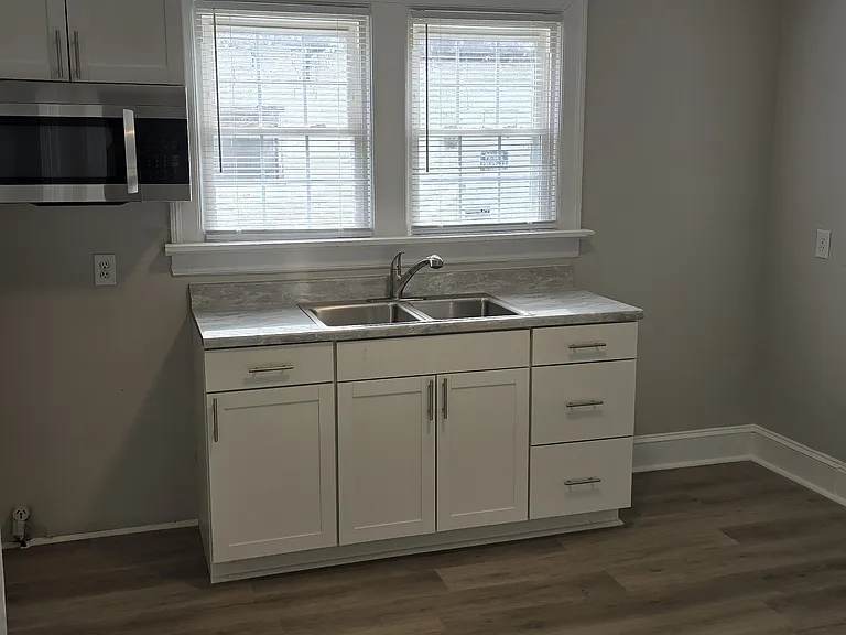 207 Maple Ln — Photo 12