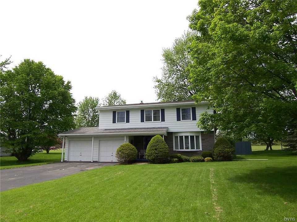 1st image of 8 Black Ave #W