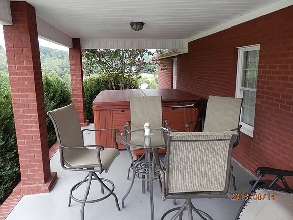 5th image of 219 Allenwood Dr