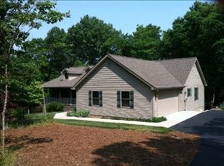 811 Forest Dr, Crossville, TN 38555