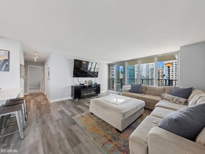 400 E Randolph St APT 2410, Chicago, IL, 60601