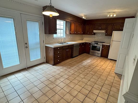 4th image of 5673 Rivermill Cir