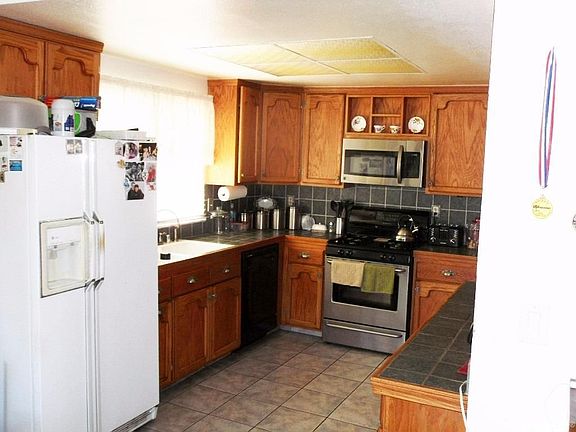 3rd image of 6653 Creekmont Way