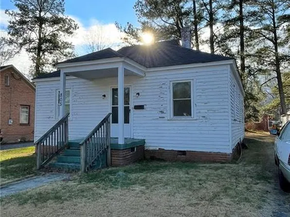 805 Chestnut St, Franklin, VA 23851