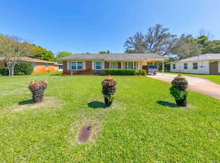 135 Loizos Dr NW, Fort Walton Beach, FL 32548