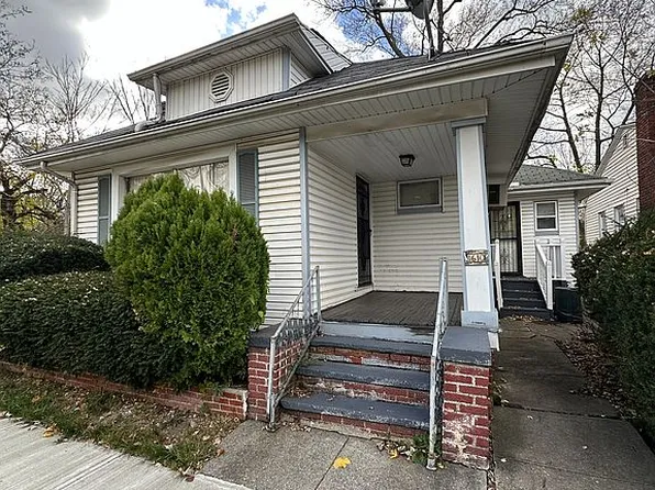 1610 E 133rd St, East Cleveland, OH 44112
