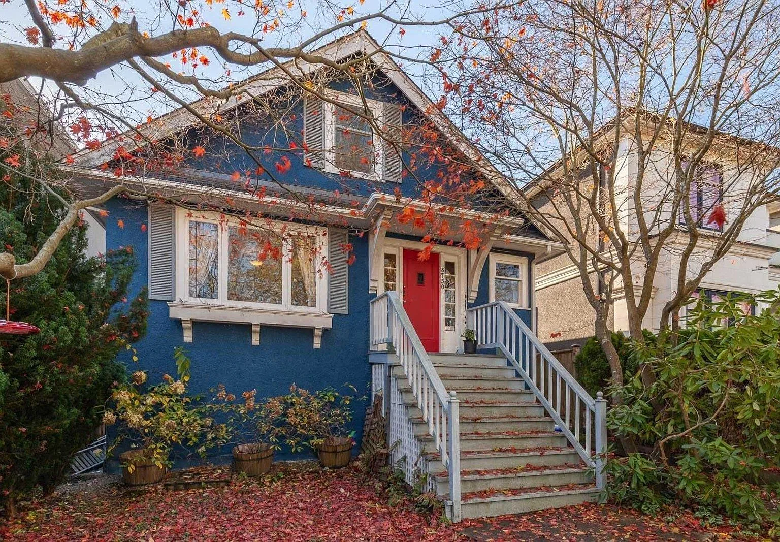 3 bed, $4,200 — Photo 1