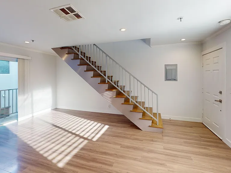 Franklin Tower — Photo 19