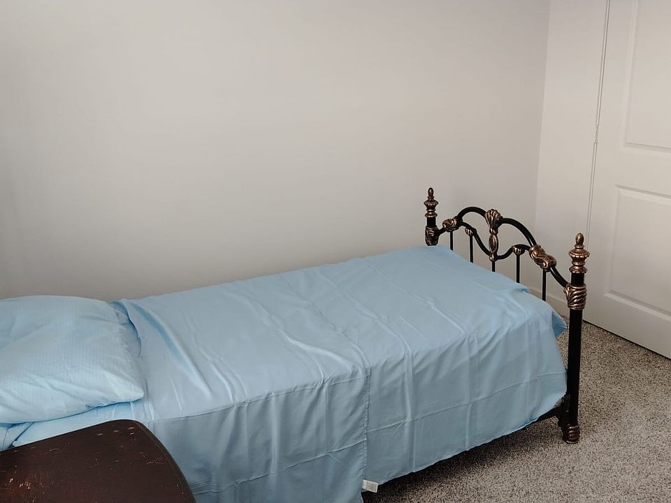 1st image of 3527 Adelie Ln #3527