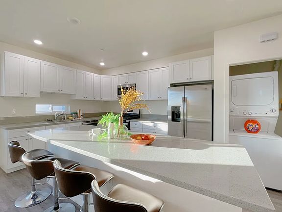 5th image of 1700 Arapahoe St #1425-2