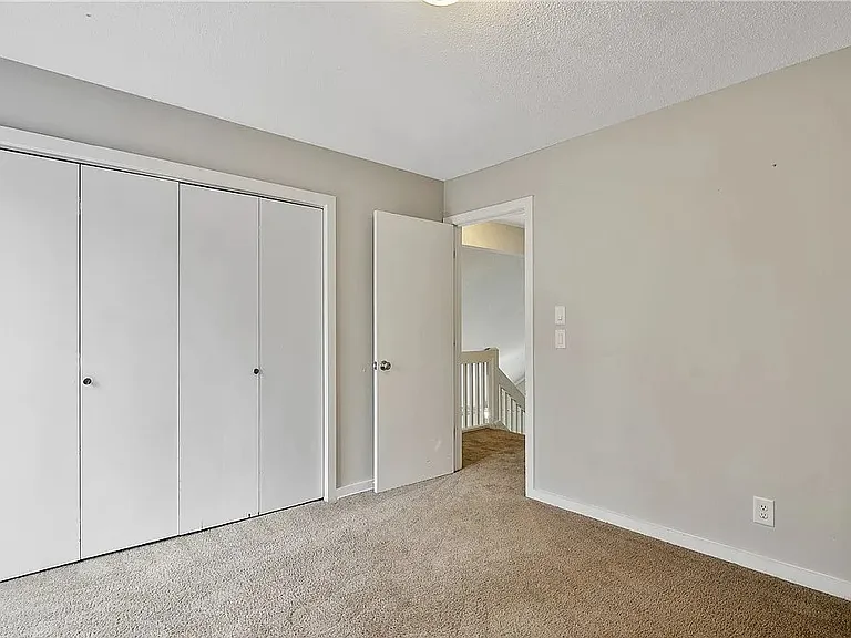 316 Whipple Tree Ln — Photo 32