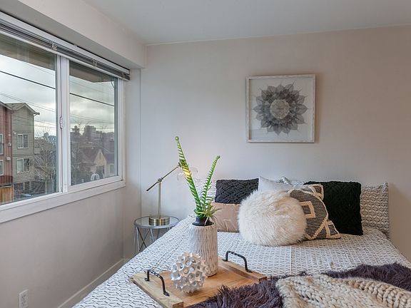 4th image of 1525 Taylor Ave N APT 205