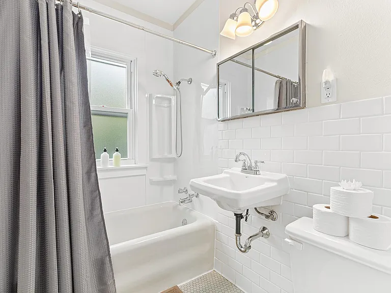 1157 Charles Ave #1 — Photo 12
