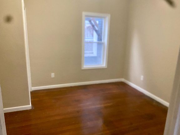 5th image of 19 Townsend St Floor 1