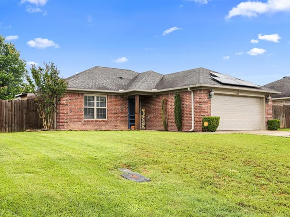 630 Shiloh Dr, Conway, AR 72032