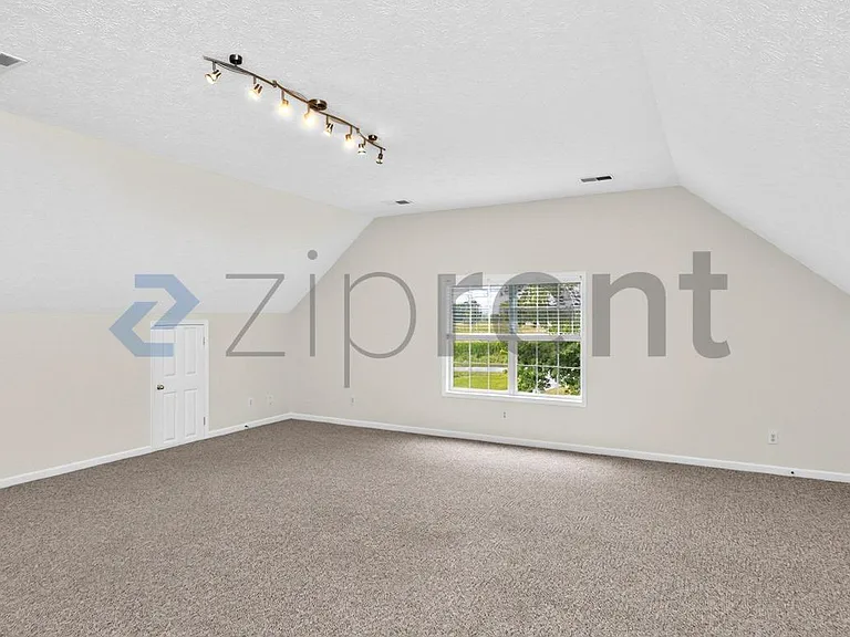 720 Rock Springs Rd — Photo 45