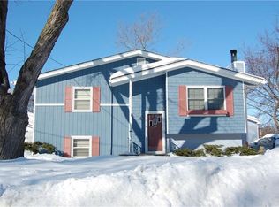 4502 65th St, Urbandale, IA 50322