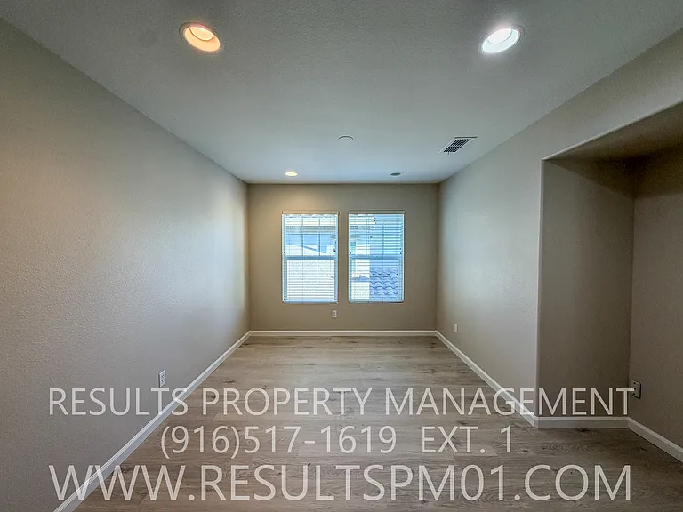 1177 Impressionist Loop — Photo 15