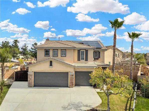 7026 Raymond Dr, Corona, CA 92880