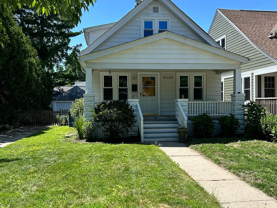 5155 N Elkhart Ave