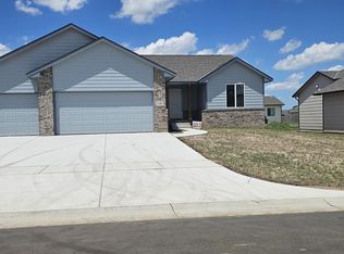 1839 S Lynnrae St, Wichita, KS 67207