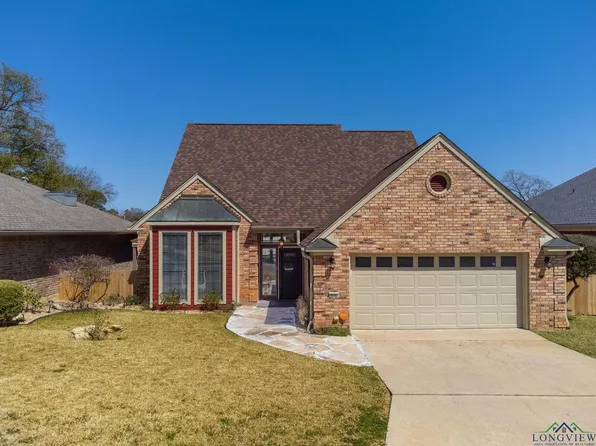 213 Spillway Dr, Longview, TX 75604