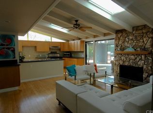 6273 Oakdale Ave, Woodland Hills, CA 91367