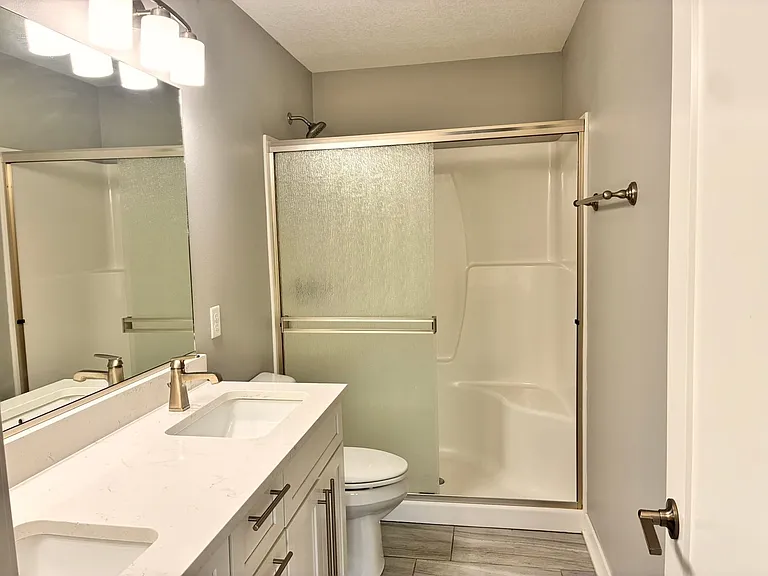 2324 SE Parkview Crossing Dr — Photo 18