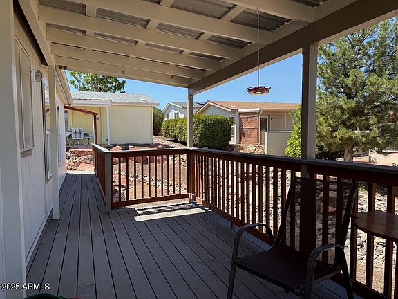 5th image of 660 S DAKOTA Drive
