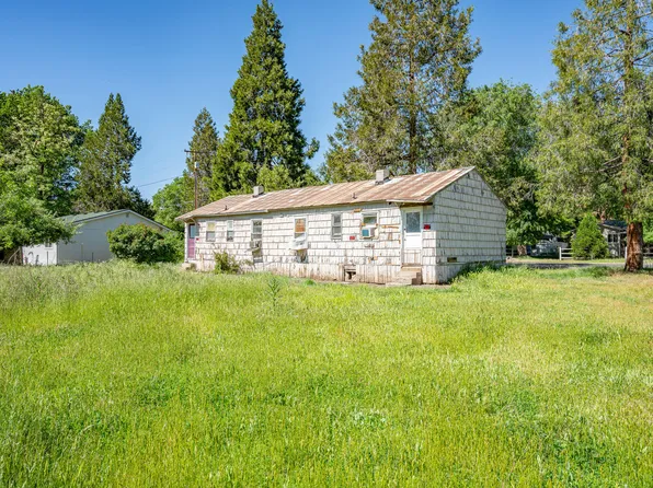 142-144 Onyx St, Eagle Pt, OR 97524