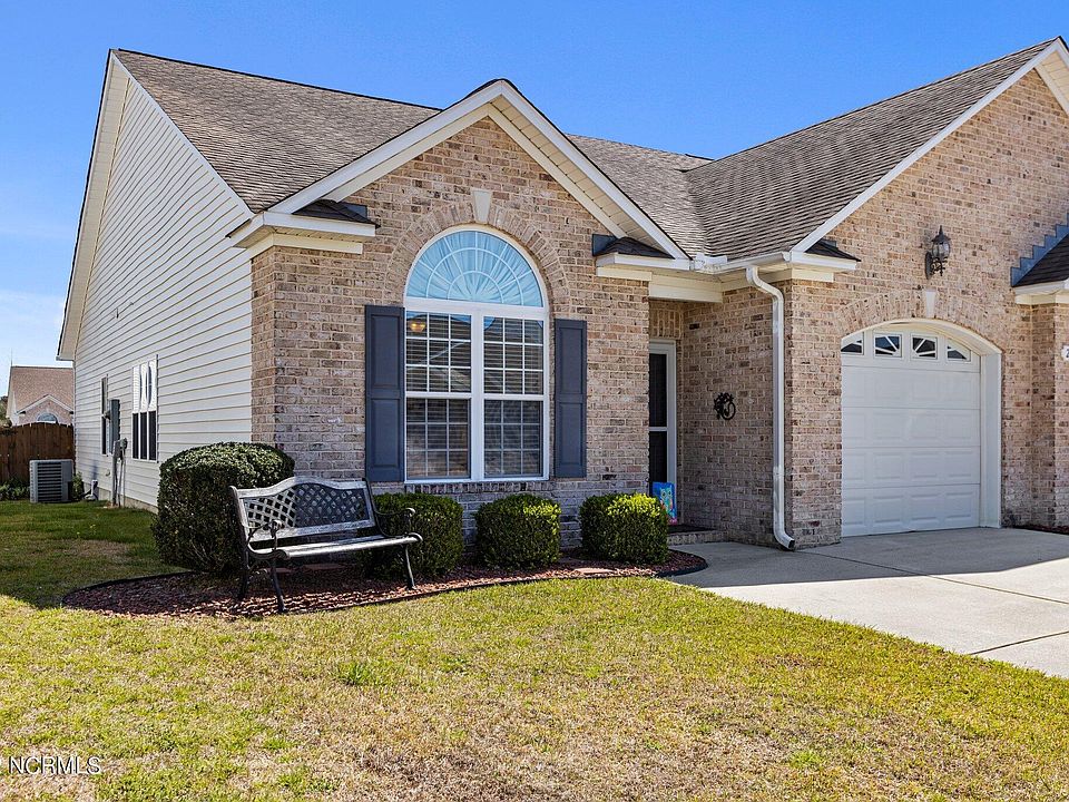 1st image of 2109 Dovedale Drive #A