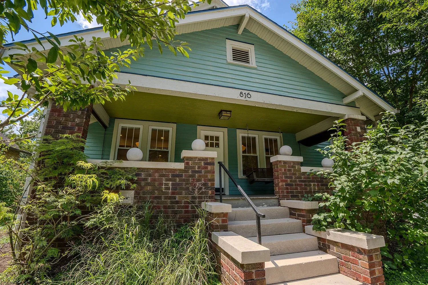 3 bed, 2973 sqft, $3,900 — Photo 3