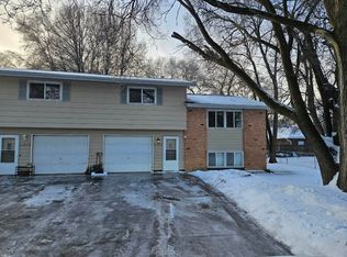 1010 W River Rd, Champlin, MN 55316
