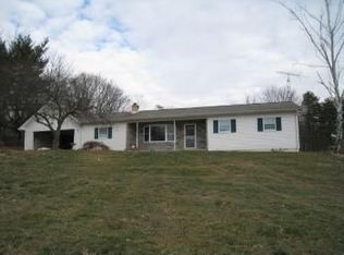11111 Martinsburg Rd, Hedgesville, WV