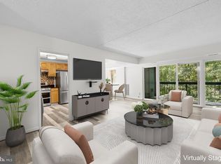 11835 Shire Ct APT 12C, Reston, VA 20191