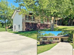 1305 E Kenton Rd, Dexter, MO 63841