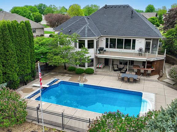 4th image of this home