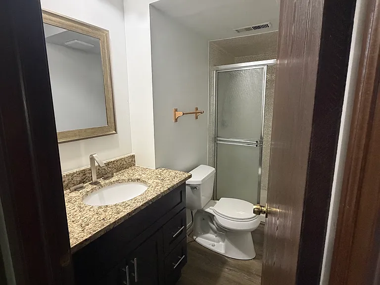Kathleen Ln — Photo 16