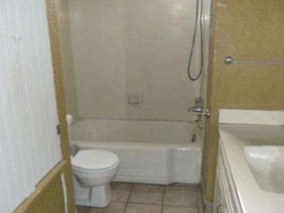 2nd image of 1920 Jena St
