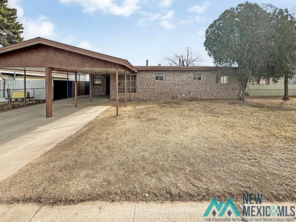 1st image of 1222 N San Andres Dr