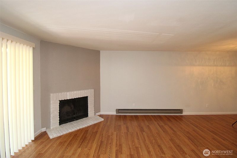 4th image of 4501 Grandview Drive W #T304