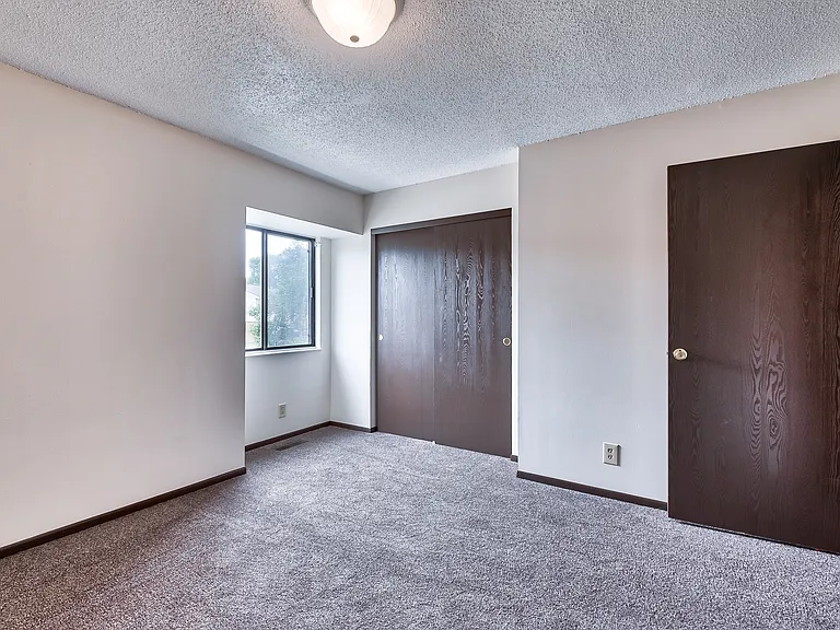 Wheeling Station Apartments — Photo 7
