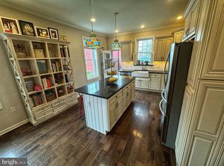 2925 W Thompson St, Philadelphia, PA 19121