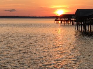 180 Sandy Dr, Many, LA 71449