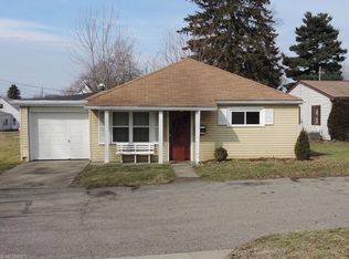 522 10th Dr NW, New Philadelphia, OH 44663